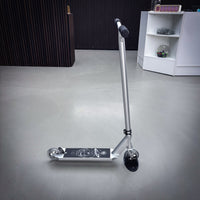 Striker Full Silver Custom Build - Silver-ScootWorld.de