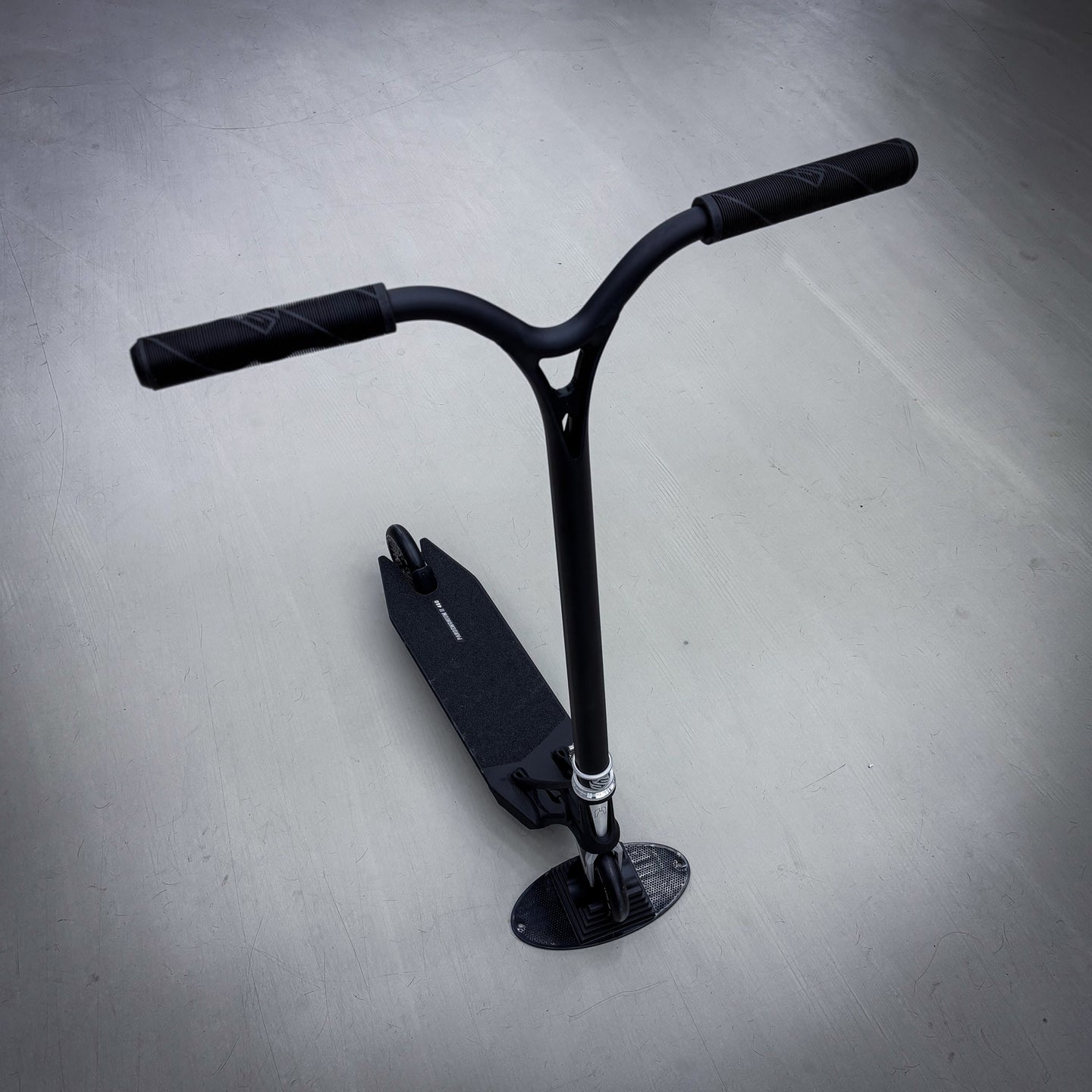 Ethic Lightweight Black Custom Build - Black-ScootWorld.de