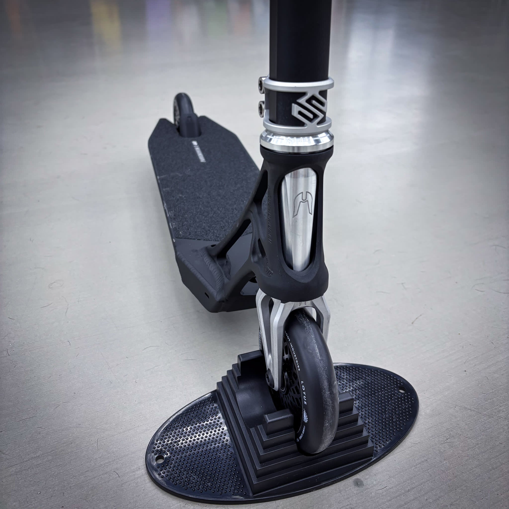 Ethic Lightweight Black Custom Build - Black-ScootWorld.de