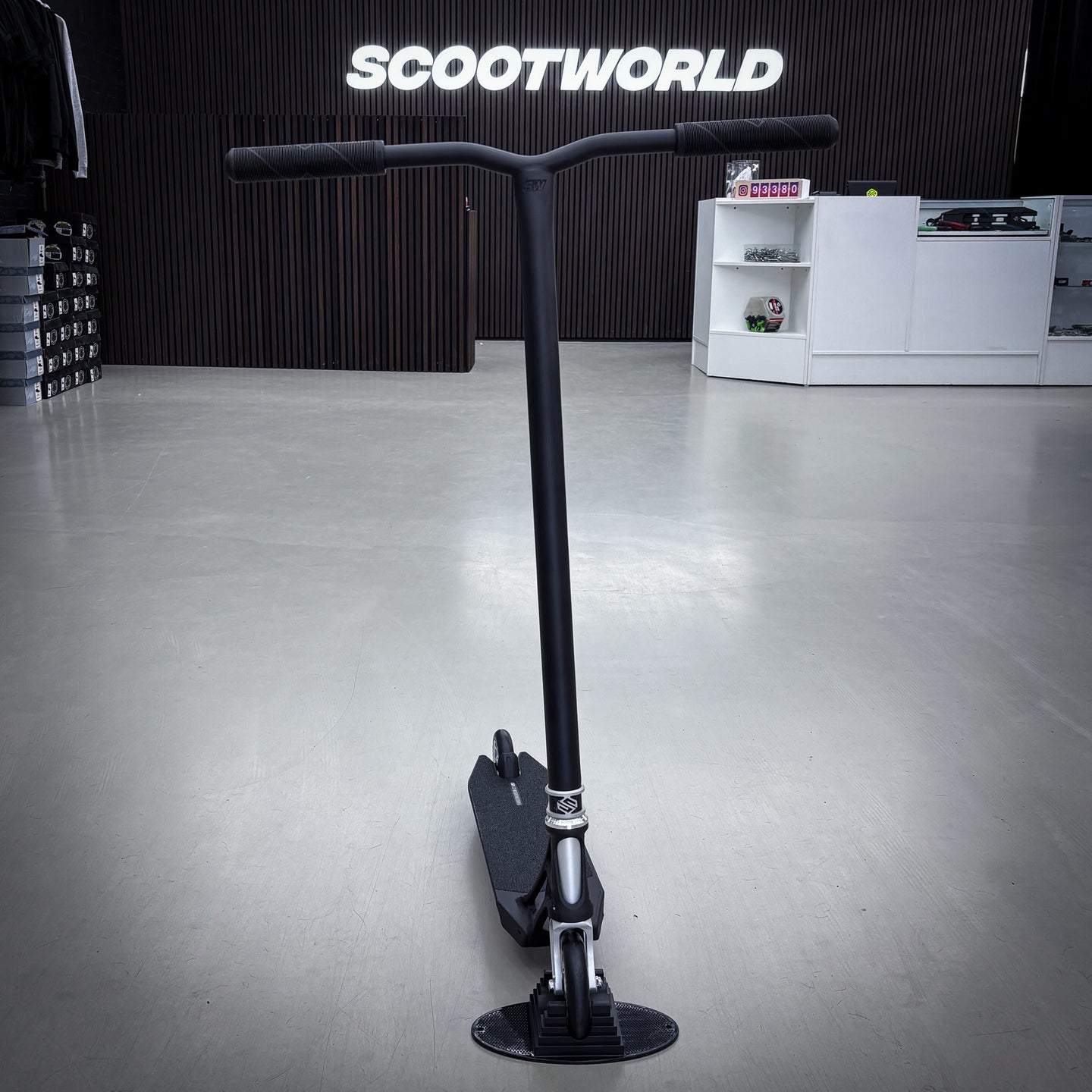 ScootWorld Titan Pande Custom Build - Black/Silver-ScootWorld.de