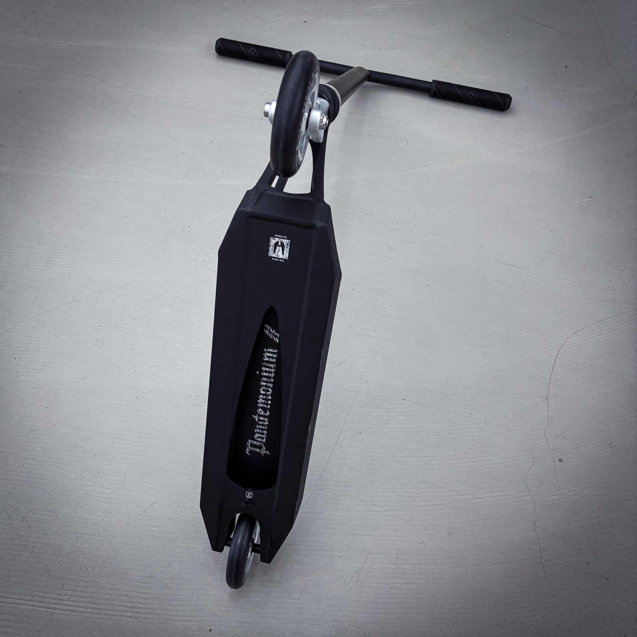 ScootWorld Titan Pande Custom Build - Black/Silver-ScootWorld.de
