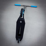 Striker Titan Bend Pande Custom Build - Schwarz/Türkis/Silber-ScootWorld.de