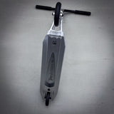 Striker Pande Black/Silver Custom Build - Schwarz/Silber-ScootWorld.de