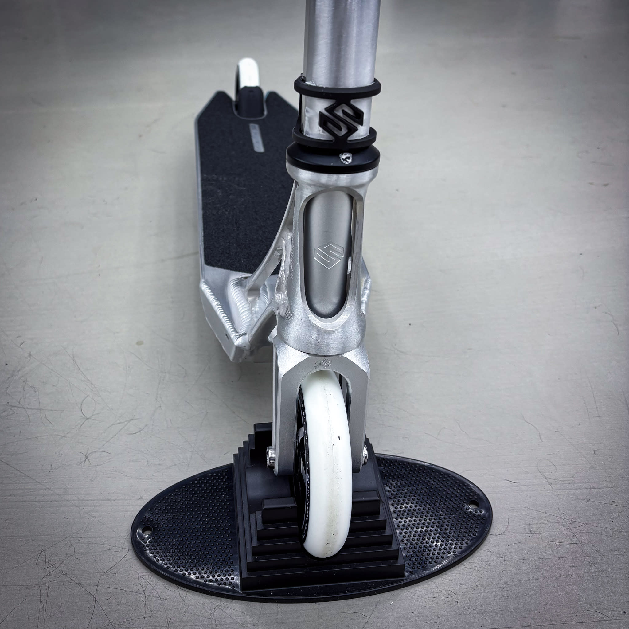 Ethic Pande Wolp 500mm Custom Build - Silber-ScootWorld.de