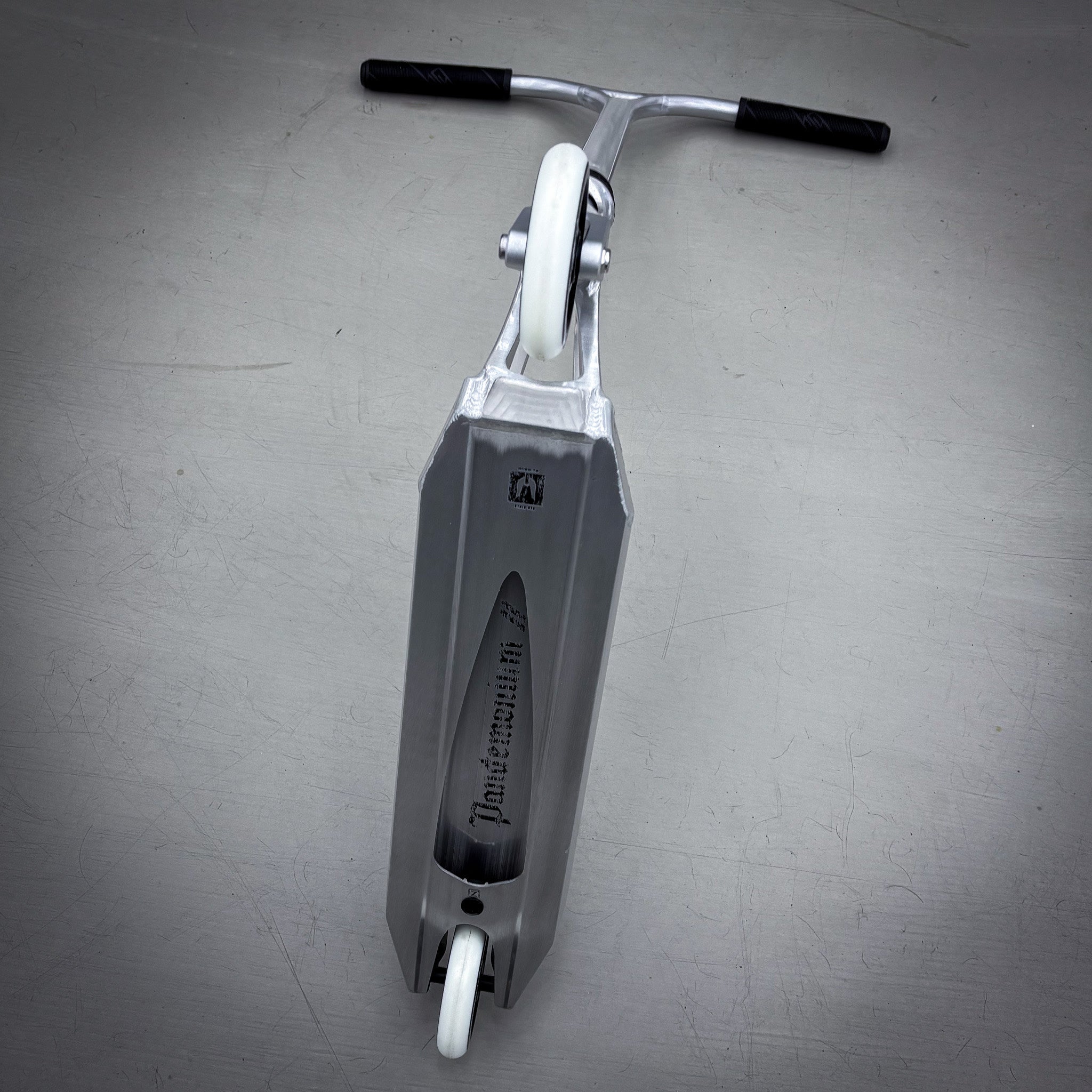 Ethic Pande Wolp 500mm Custom Build - Silber-ScootWorld.de