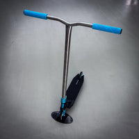 Striker Titan Pande Custom Build - Black/Teal/Silver-ScootWorld.de