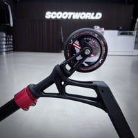 Striker Pande Black/Red Custom Build - Schwarz/Rot-ScootWorld.de
