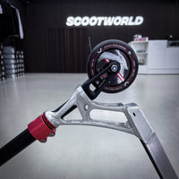 Striker Pande Silver/Black/Red Custom Build - Silber/Schwarz/Rot-ScootWorld.de
