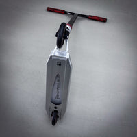 Striker Pande Silver/Black/Red Custom Build - Silber/Schwarz/Rot-ScootWorld.de