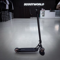 Striker Pande Black Custom Build - Schwarz-ScootWorld.de