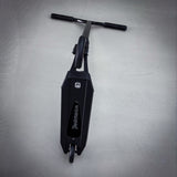Striker Pande Black Custom Build - Schwarz-ScootWorld.de