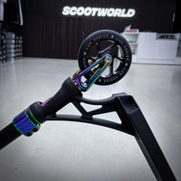 Striker Panda Freestyle Custom Build - Schwarz/Regenbogen-ScootWorld.de