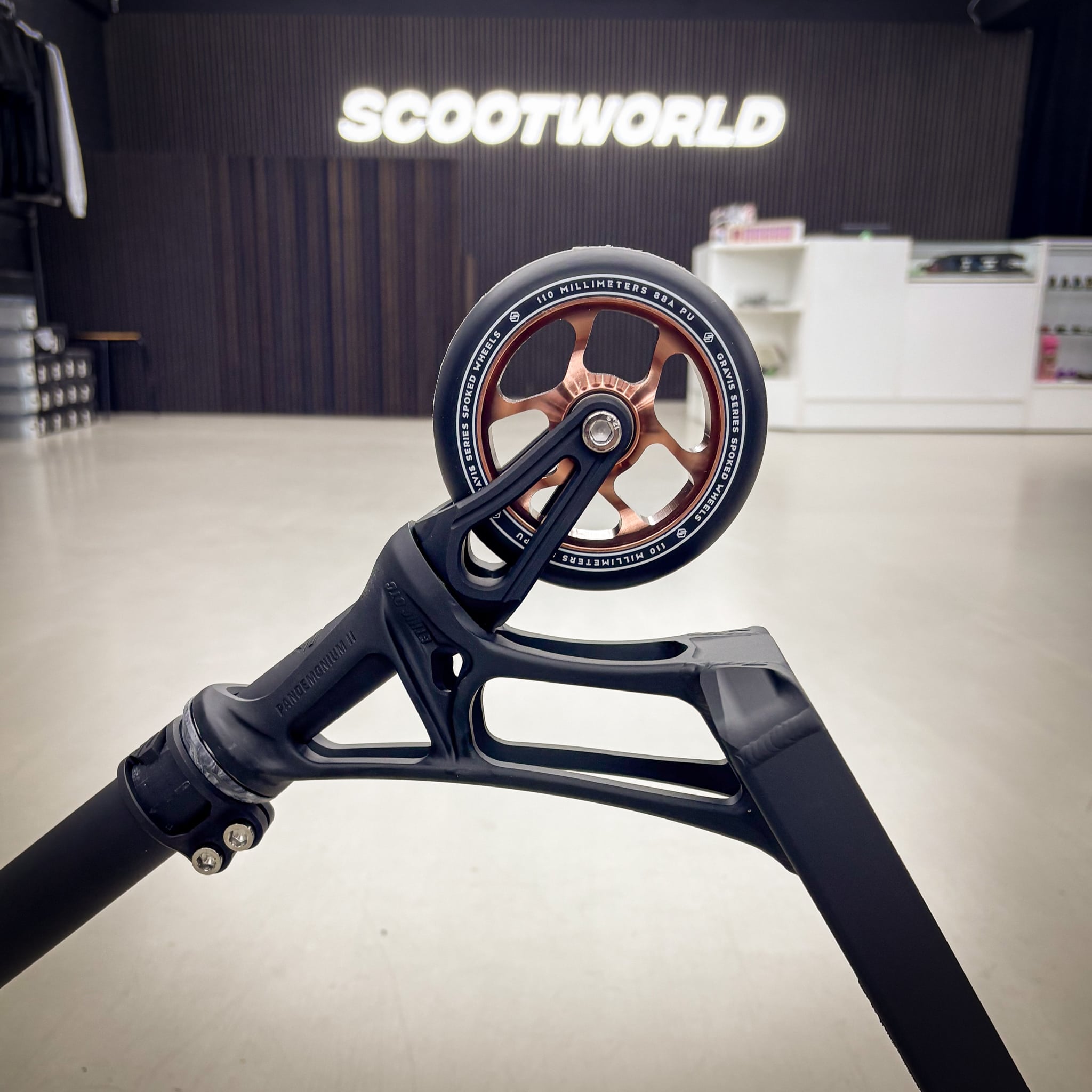 Ethic Black Boxed Custom Scooter - Schwarz-ScootWorld.de