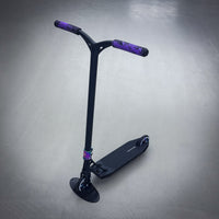 Striker Ethic Black/Rainbow Custom Stunt Scooter - Schwarz/Regenbogen-ScootWorld.de