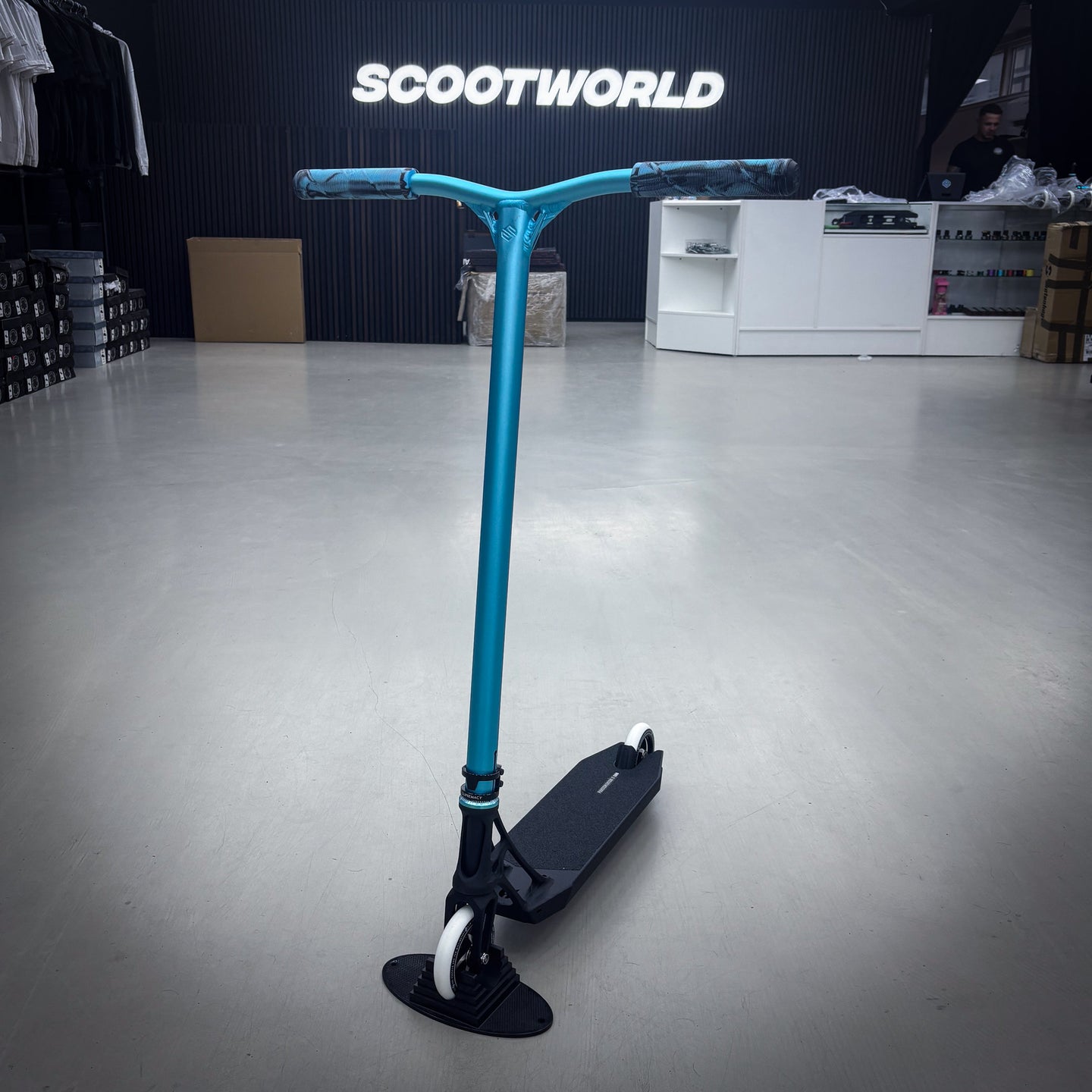 Striker Ethic Teal/Black Custom Stunt Scooter - Türkis/Schwarz-ScootWorld.de