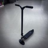 Striker Ethic Black Custom Scooter - Schwarz-ScootWorld.de