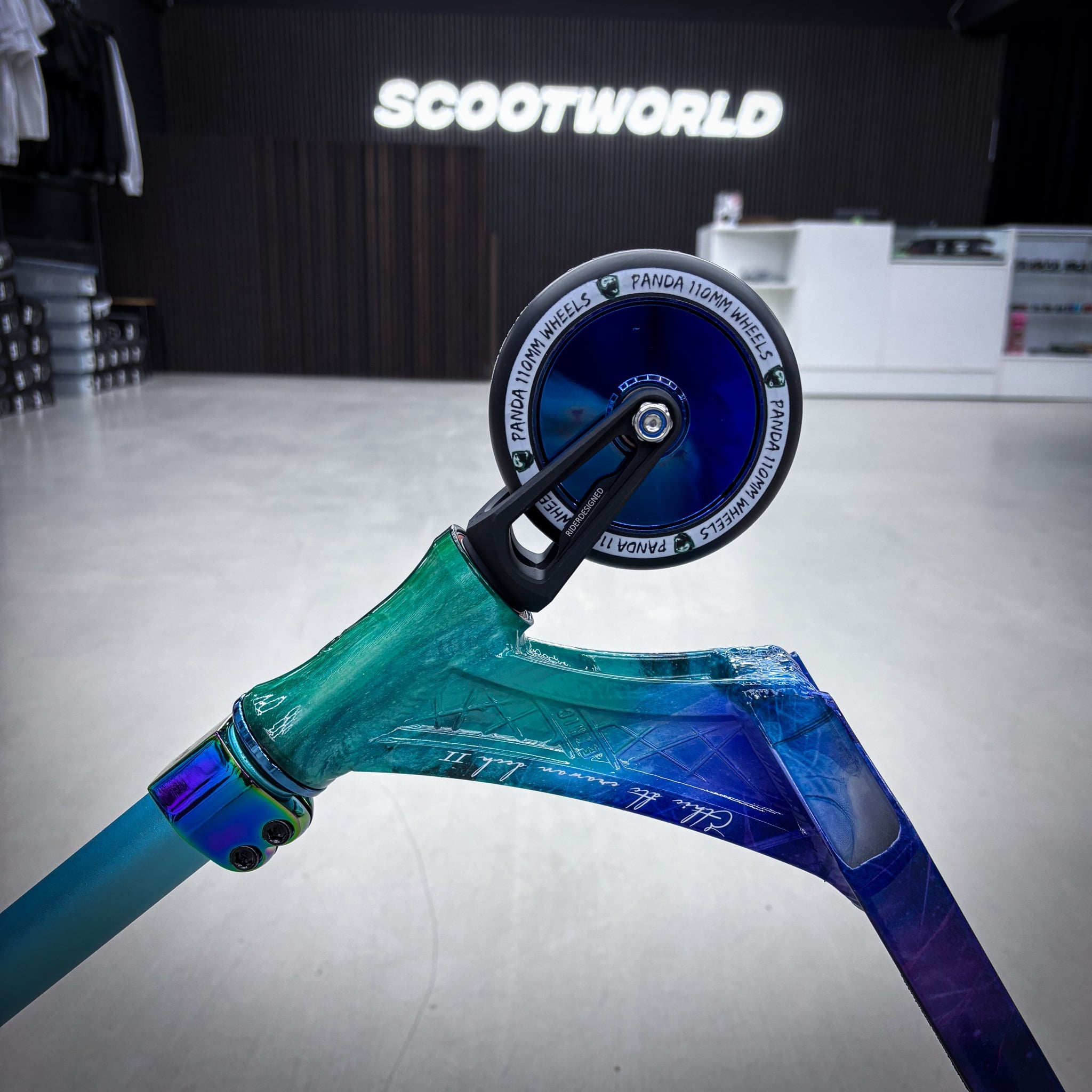 Striker Ethic Erawan Custom Stunt Scooter - Blau/Lila-ScootWorld.de