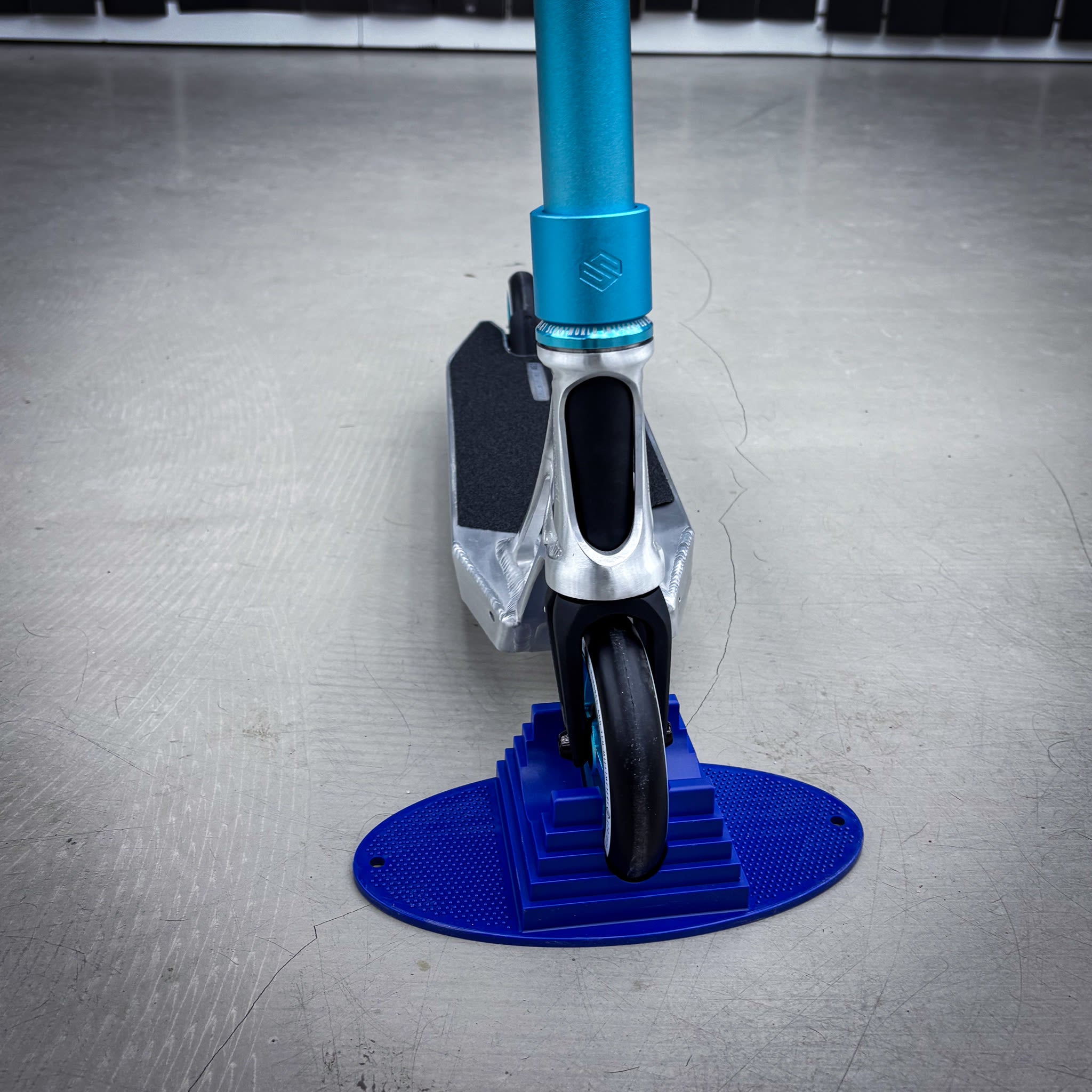 Striker Pande Raw/Teal/Black Custom Stunt Scooter - Raw/Teal/Black-ScootWorld.de