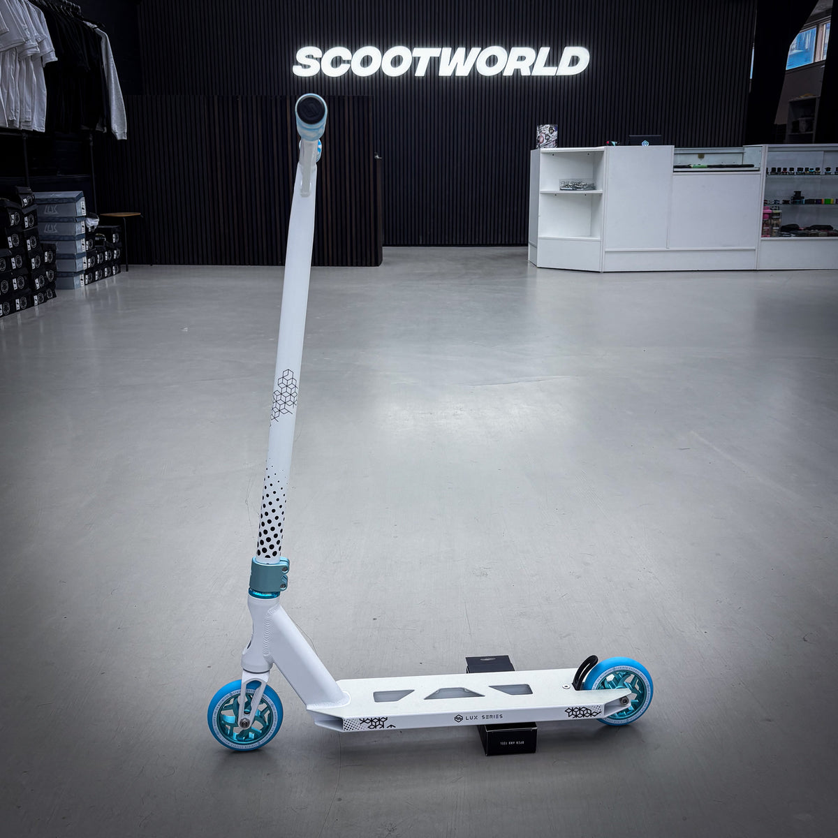 Striker Lux V2 White/Teal Custom Stunt Scooter - Weiß/Türkis