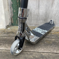 Striker Chrome Custom Build - Black/Silver-ScootWorld.de