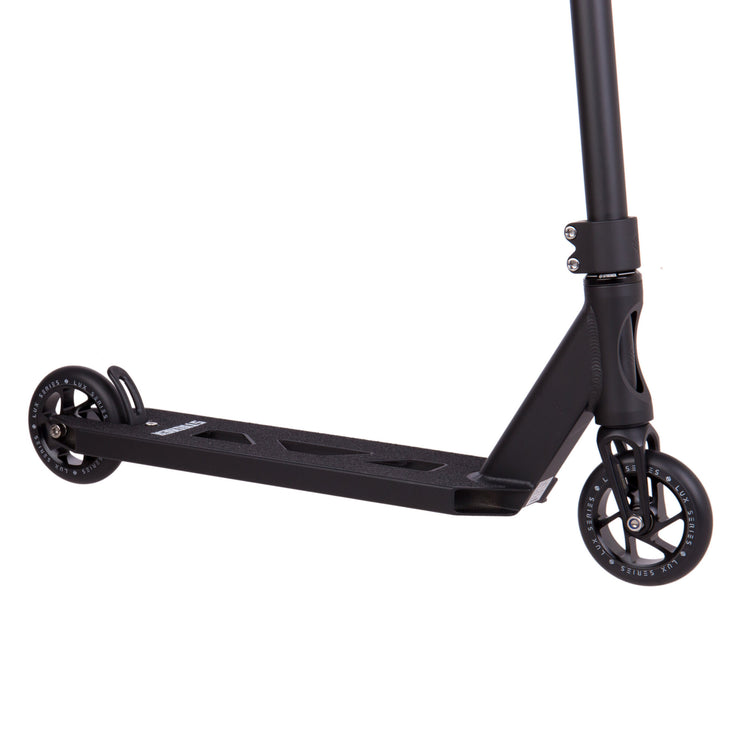 Striker Essential Stunt Scooter - Schwarz